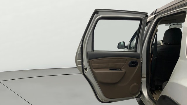View Renault Duster Image 22 Used Renault Duster Image 22