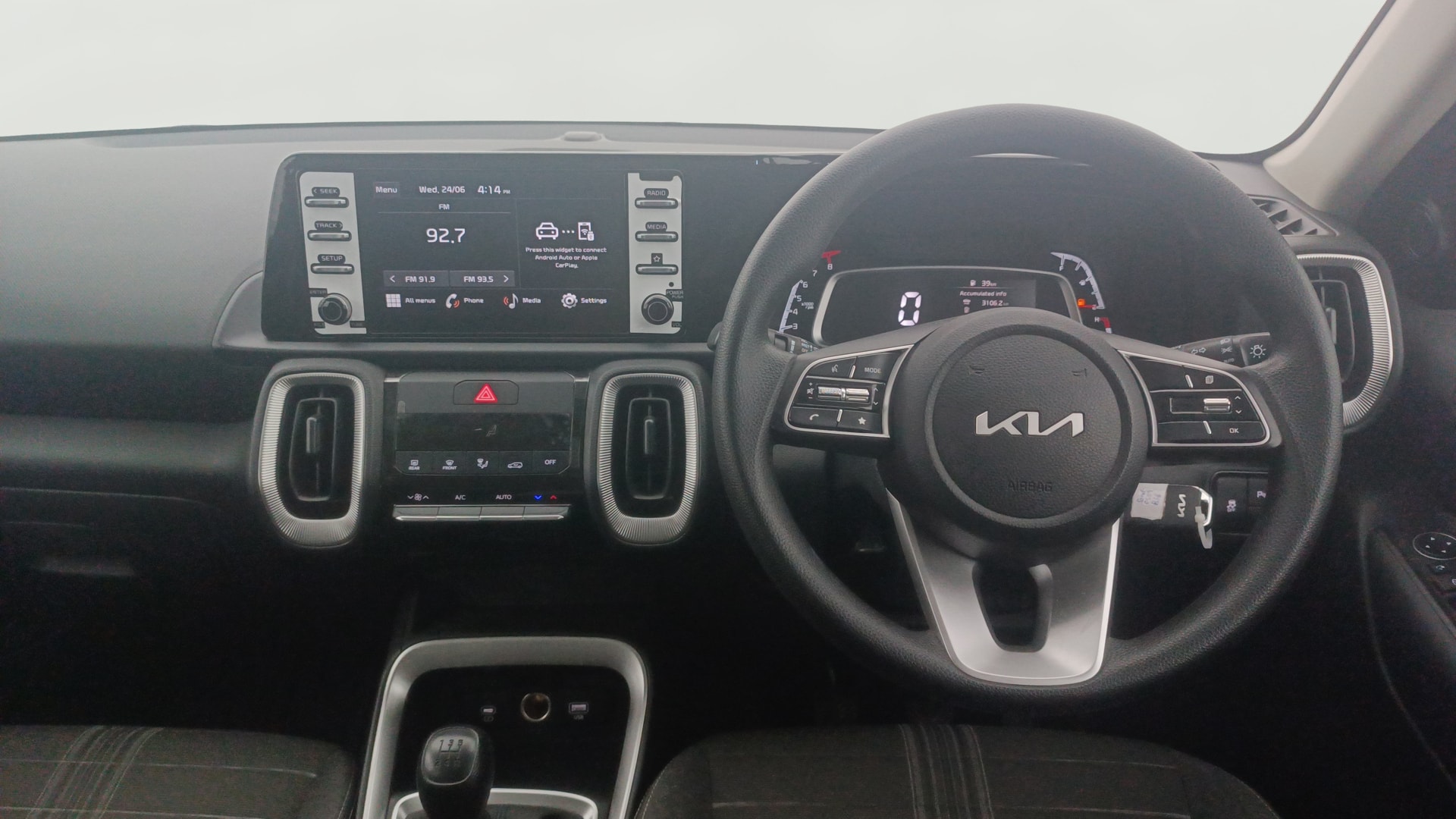 Used 2025 Kia Sonet Used 2025 Kia Sonet