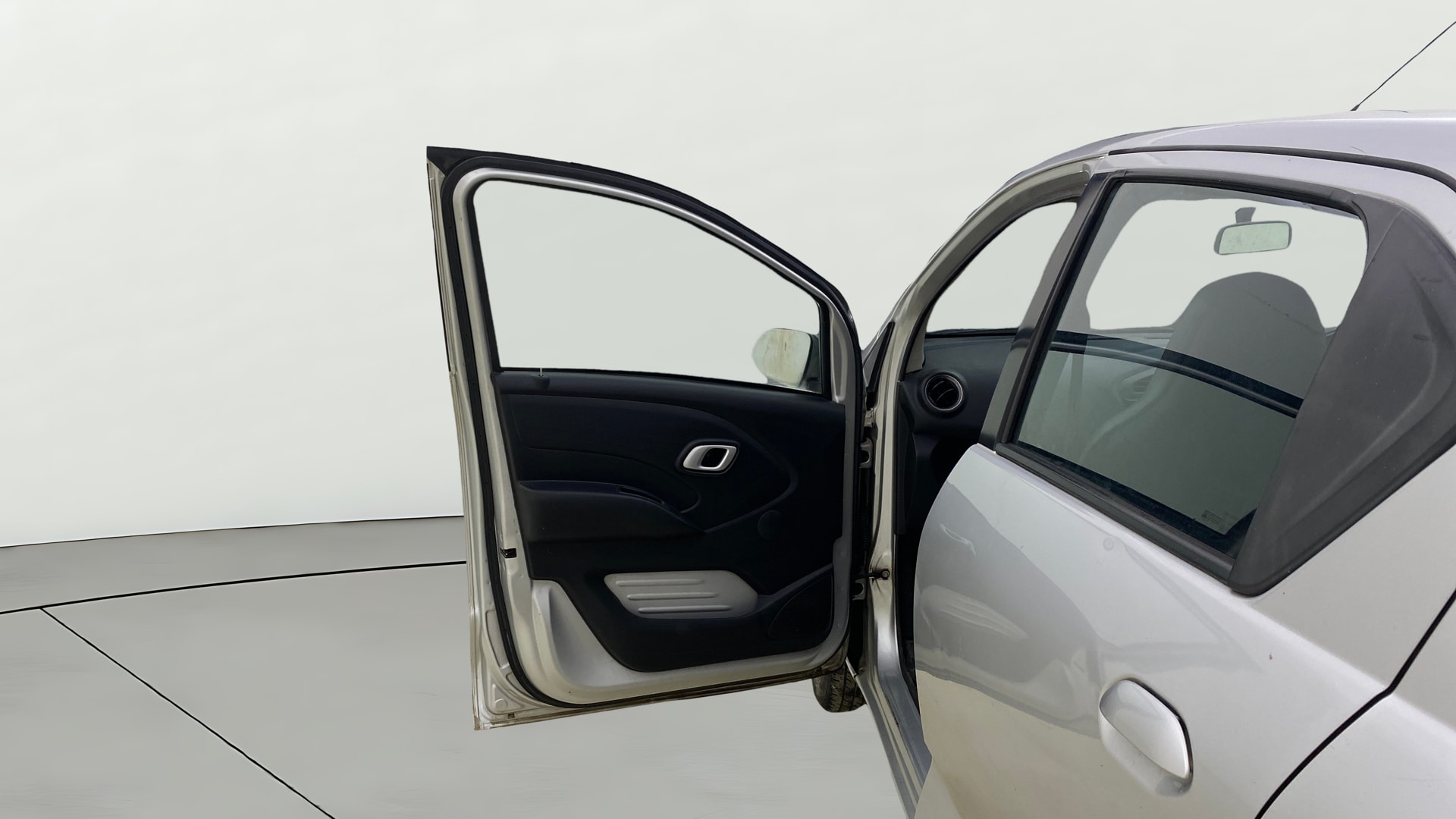 View 2018 Datsun Redi GO T (O) 1.0L AMT BS IV Image 30 Used 2018 Datsun Redi GO T (O) 1.0L AMT BS IV Image 30
