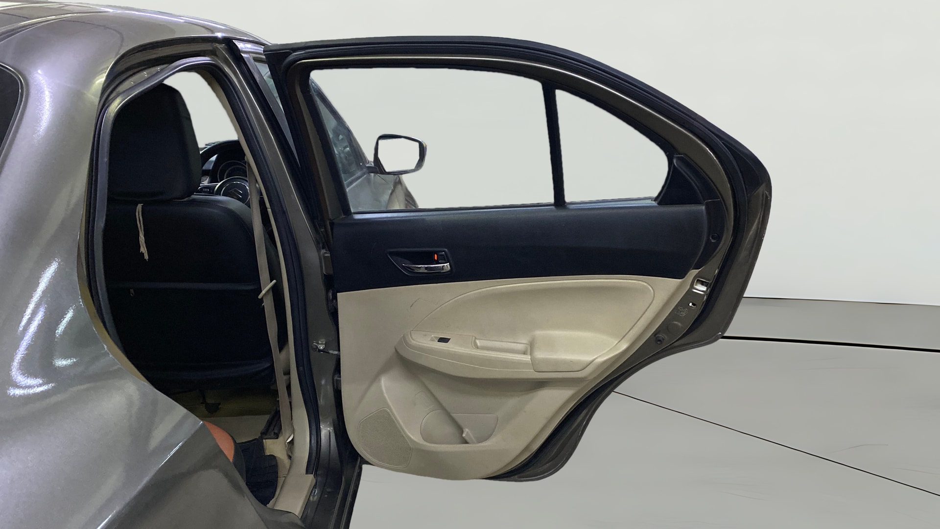 View 2022 Maruti Suzuki 1000 Base Variant Image 6 Used 2022 Maruti Suzuki 1000 Base Variant Image 6