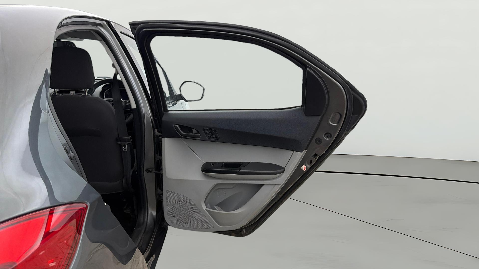 Used 2024 Tata Tiago Used 2024 Tata Tiago