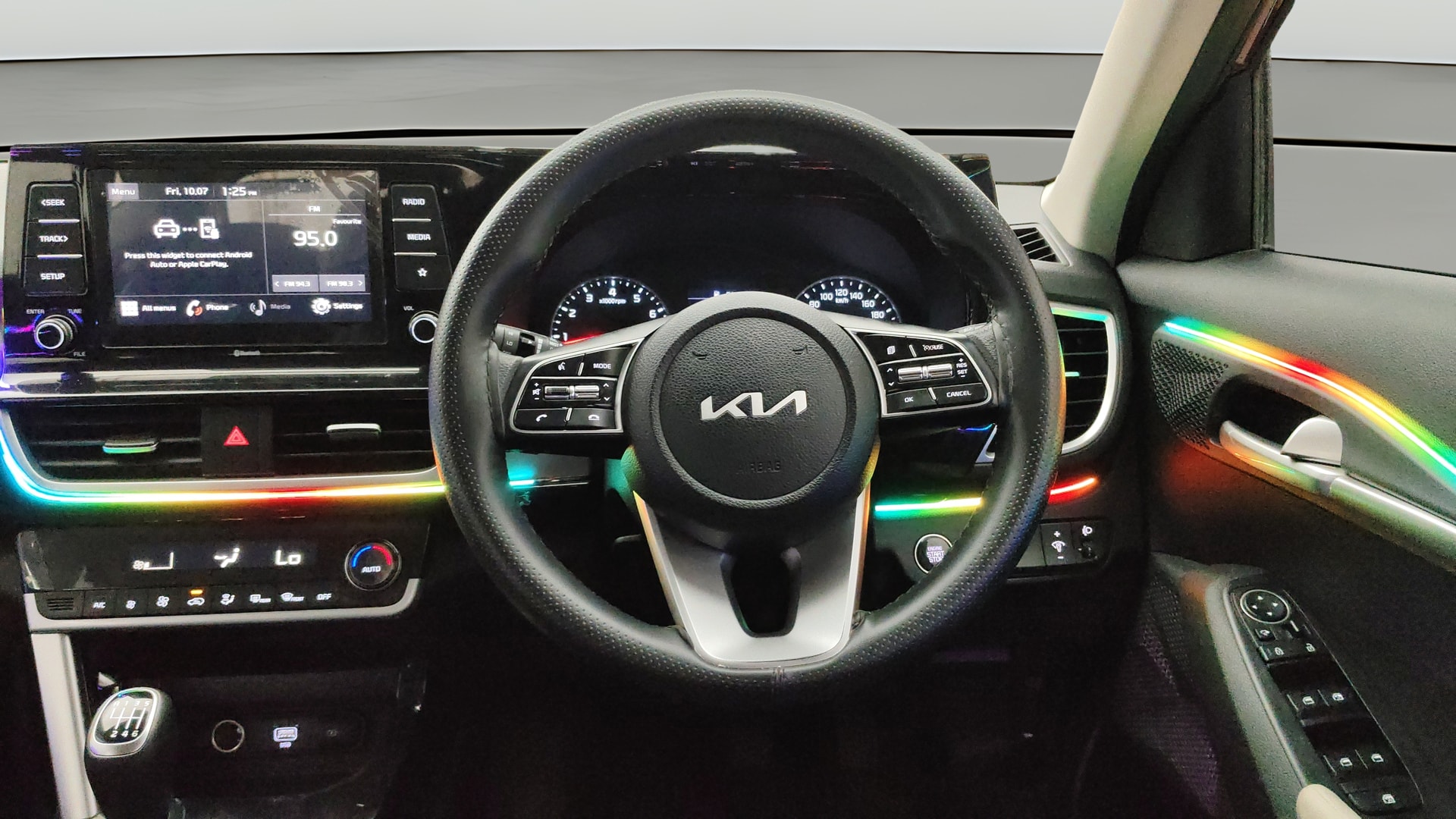 View 2023 Kia Seltos D1.5 CRDI VGT 6MT HTK Plus Image 21 Used 2023 Kia Seltos D1.5 CRDI VGT 6MT HTK Plus Image 21