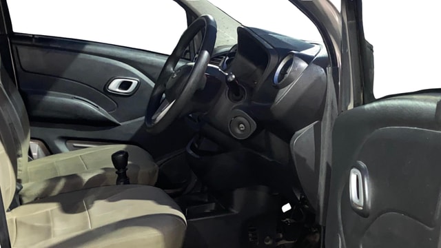View Datsun Redi GO Image 25 Used Datsun Redi GO Image 25