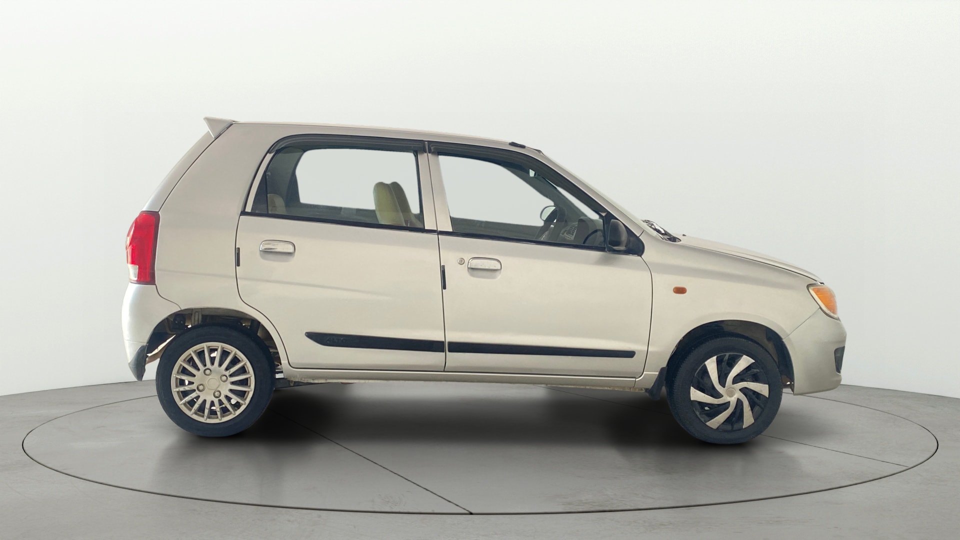 View 2014 Maruti Suzuki Alto K10 LX Image 26 Used 2014 Maruti Suzuki Alto K10 LX Image 26