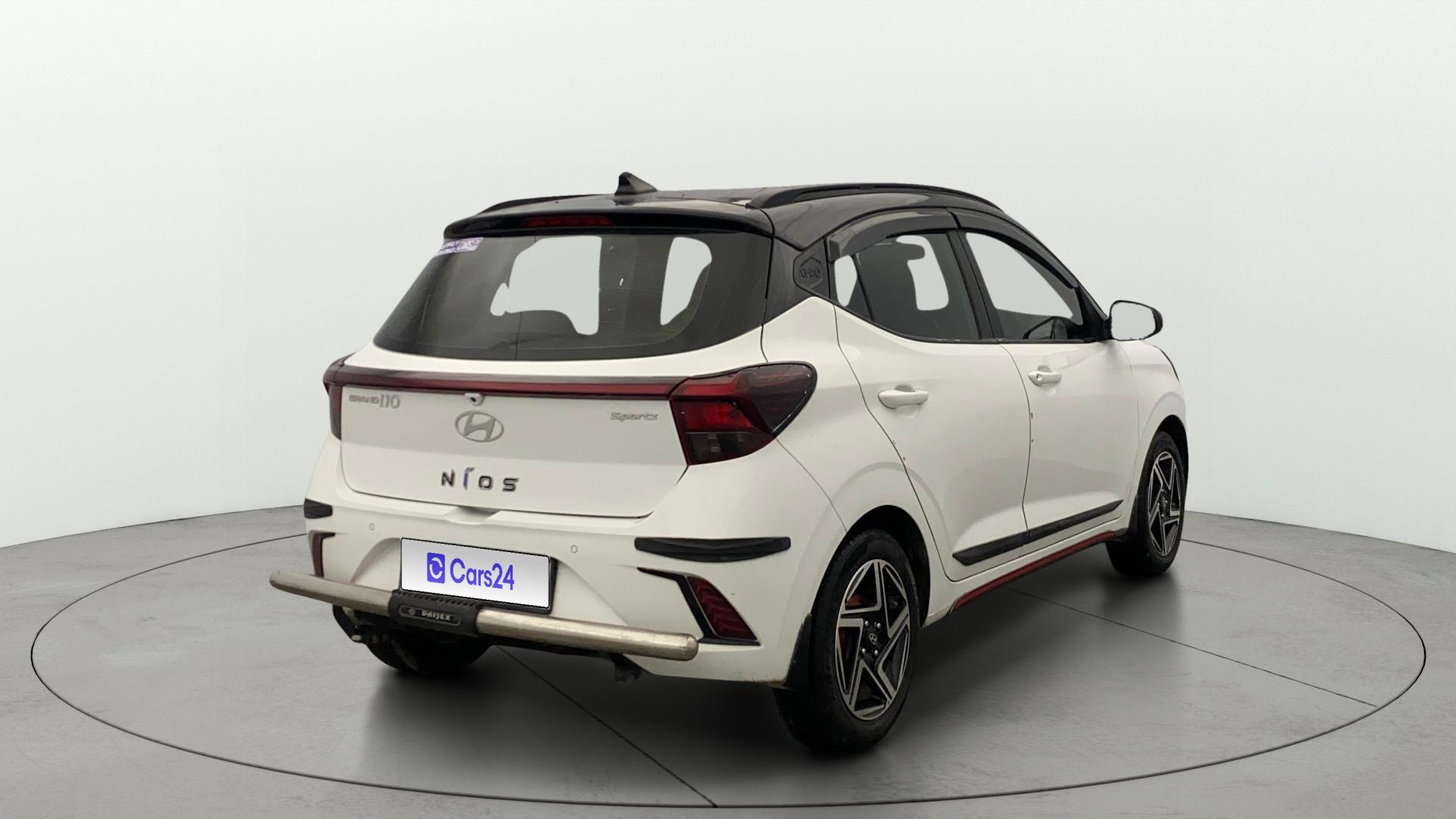 View 2023 Hyundai Grand i10 Nios Sportz Petrol Dual Tone Image 43 Used 2023 Hyundai Grand i10 Nios Sportz Petrol Dual Tone Image 43