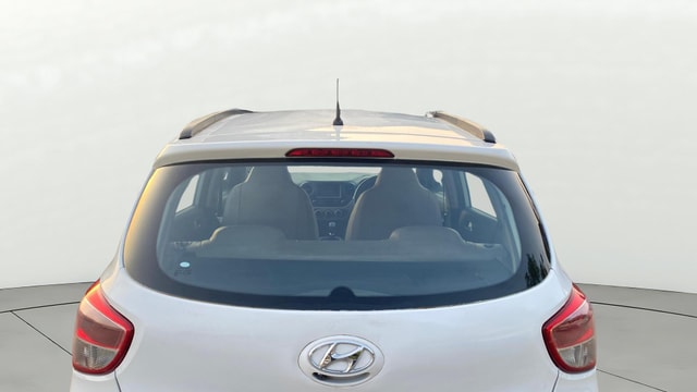 View Hyundai Grand i10 Image 4 Used Hyundai Grand i10 Image 4