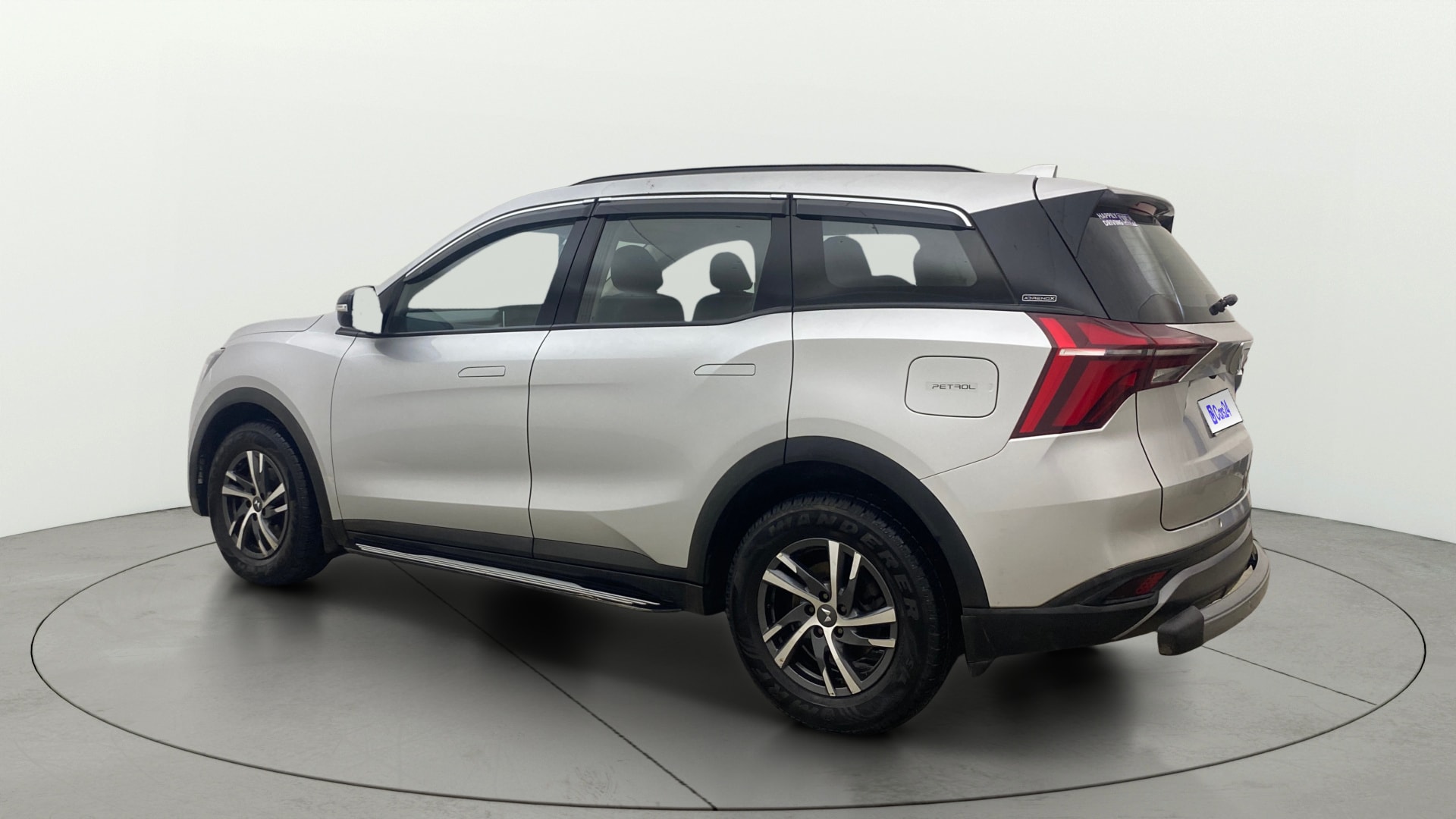 Used 2022 Mahindra XUV700 Used 2022 Mahindra XUV700