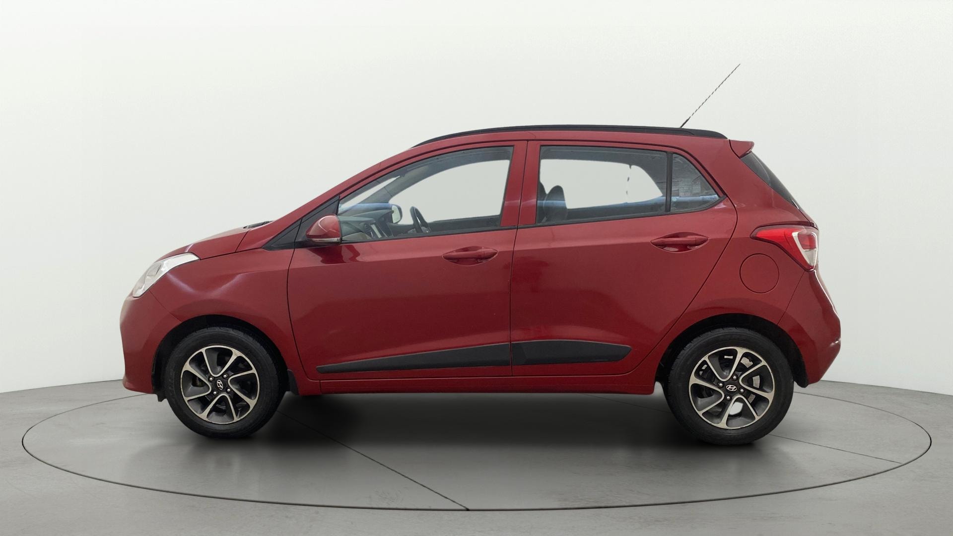 Used 2018 Hyundai Grand i10 Used 2018 Hyundai Grand i10