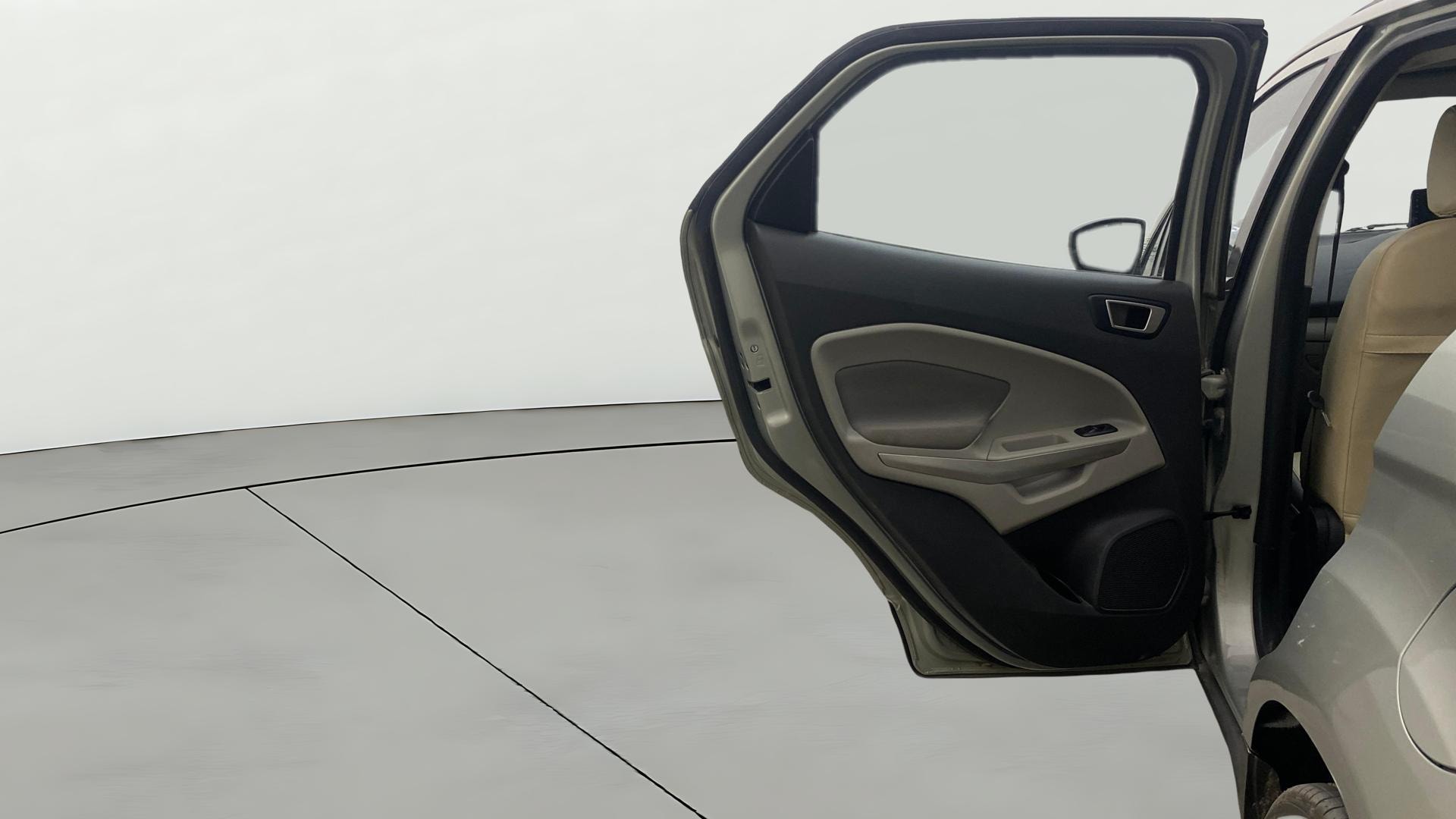 View 2013 Ford EcoSport 1.5 TDCi Diesel Ambiente BS IV Image 22 Used 2013 Ford EcoSport 1.5 TDCi Diesel Ambiente BS IV Image 22