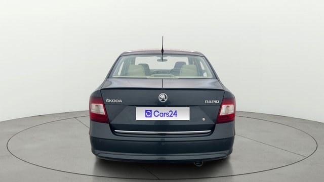 View Skoda Rapid Image 39 Used Skoda Rapid Image 39