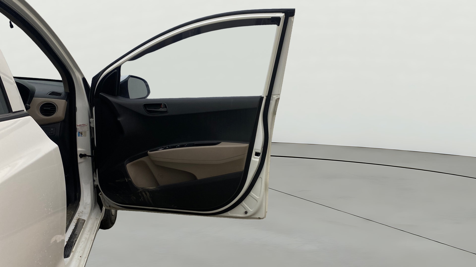 View 2019 Hyundai Grand i10 Magna 1.2 Kappa VTVT Image 44 Used 2019 Hyundai Grand i10 Magna 1.2 Kappa VTVT Image 44