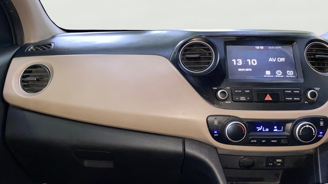 View Hyundai Grand i10 Image 32 Used Hyundai Grand i10 Image 32