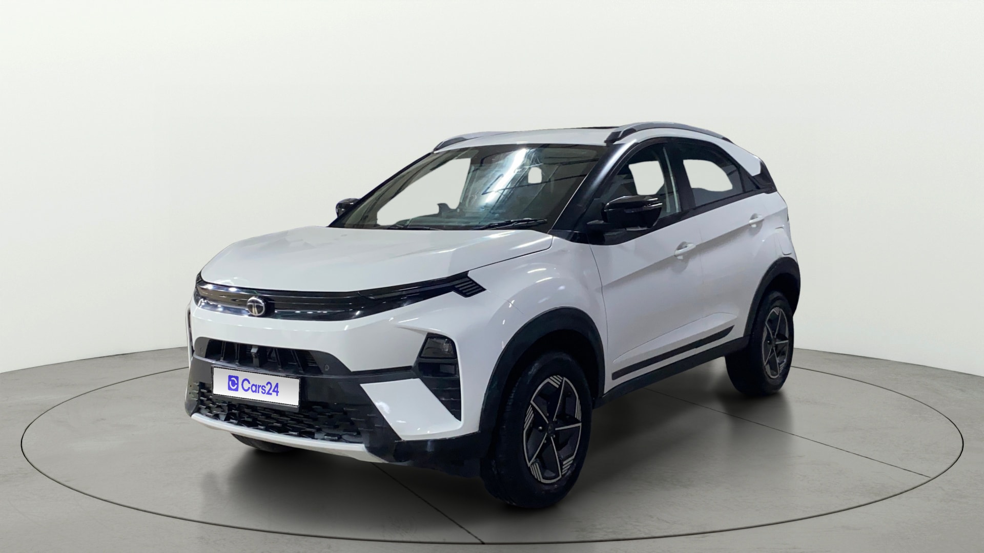 View 2024 Tata Nexon Revotron XE Image 23 Used 2024 Tata Nexon Revotron XE Image 23