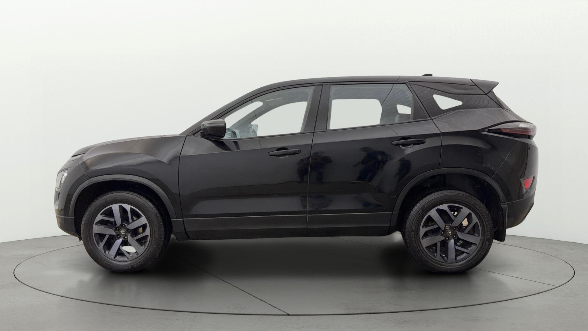 View 2022 Tata Harrier XE Image 6 Used 2022 Tata Harrier XE Image 6