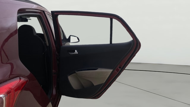 View Hyundai Grand i10 Image 7 Used Hyundai Grand i10 Image 7