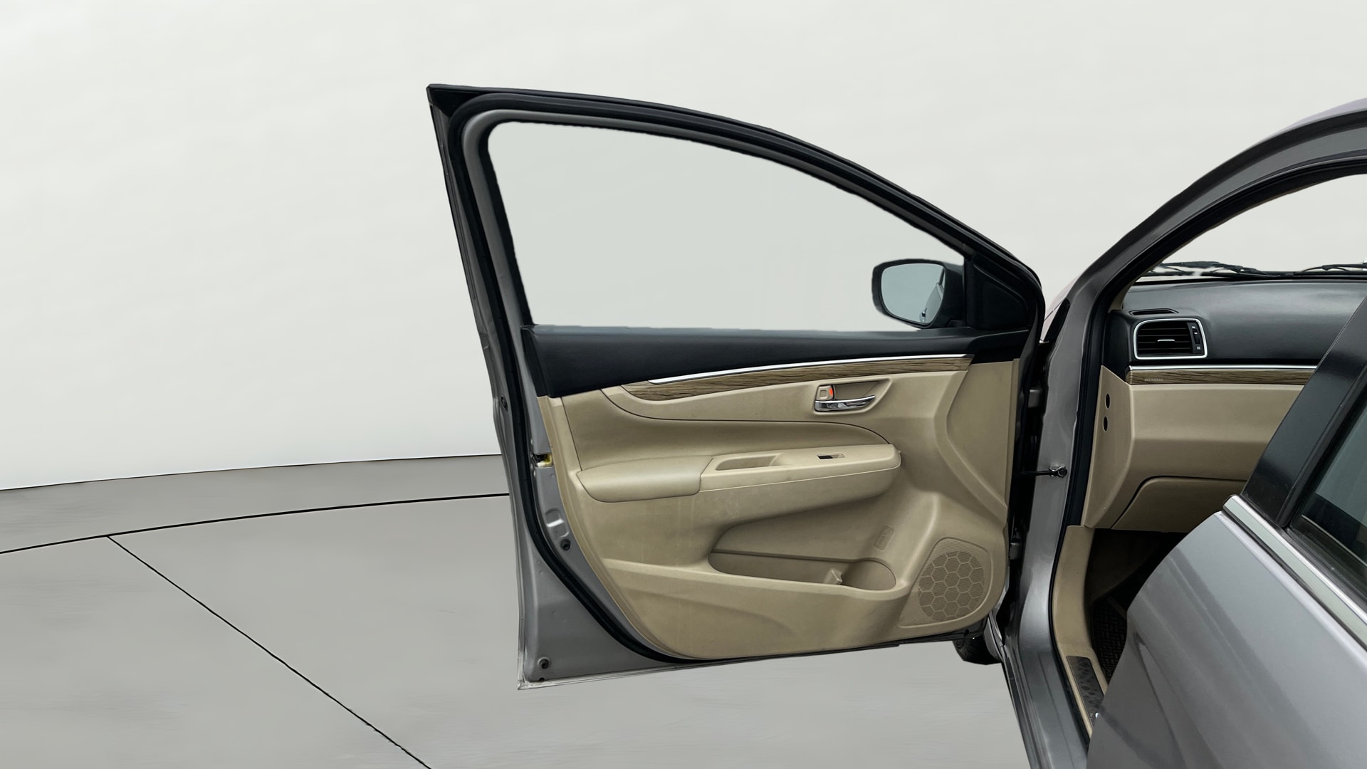 View 2019 Maruti Suzuki 1000 Base Variant Image 36 Used 2019 Maruti Suzuki 1000 Base Variant Image 36