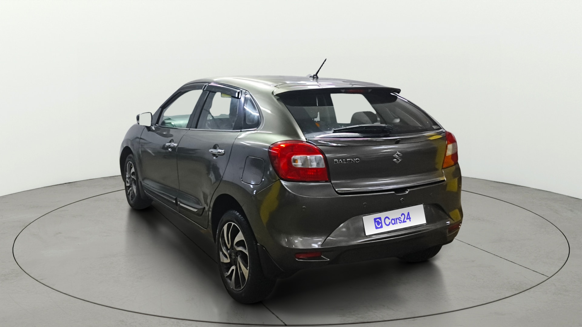 View 2021 Maruti Suzuki 1000 Base Variant Image 2 Used 2021 Maruti Suzuki 1000 Base Variant Image 2