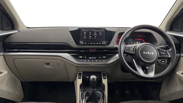 View Kia Carens Image 32 Used Kia Carens Image 32