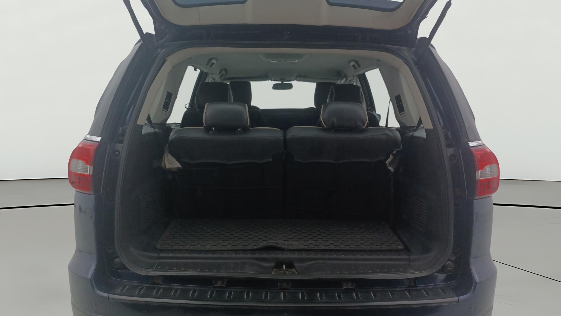 View 2018 Tata Hexa XMA 4X2 Image 40 Used 2018 Tata Hexa XMA 4X2 Image 40