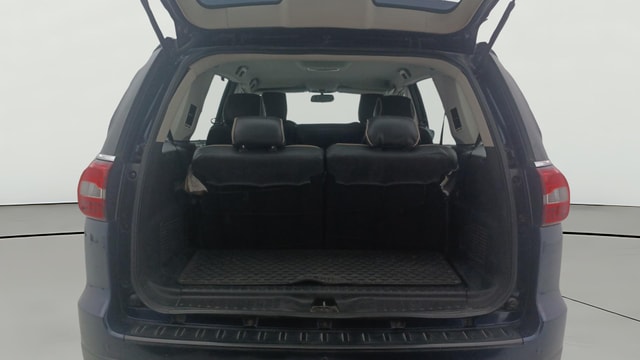 View Tata Hexa Image 40 Used Tata Hexa Image 40