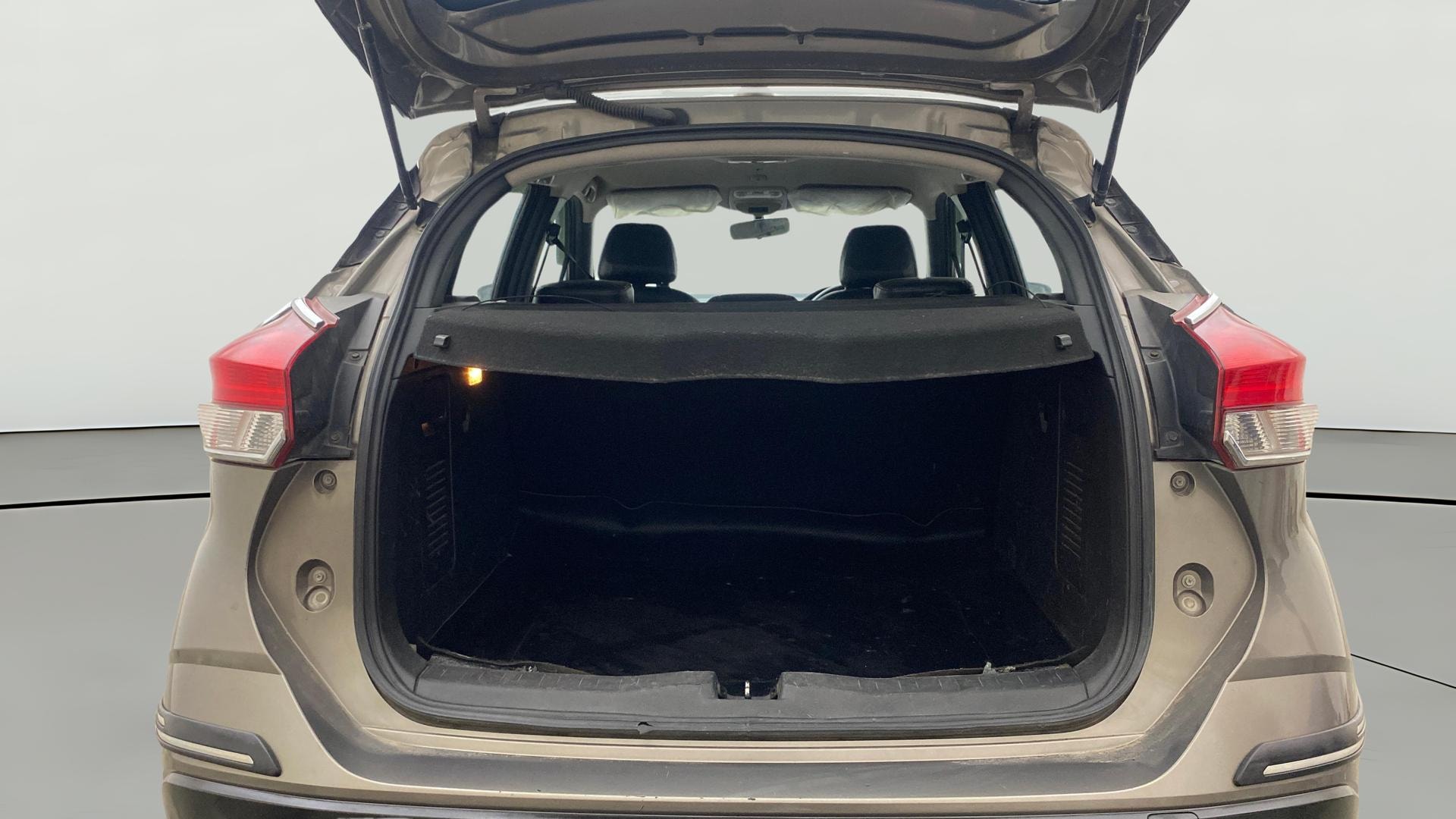 View 2019 Nissan Kicks XV Petrol BS IV Image 36 Used 2019 Nissan Kicks XV Petrol BS IV Image 36