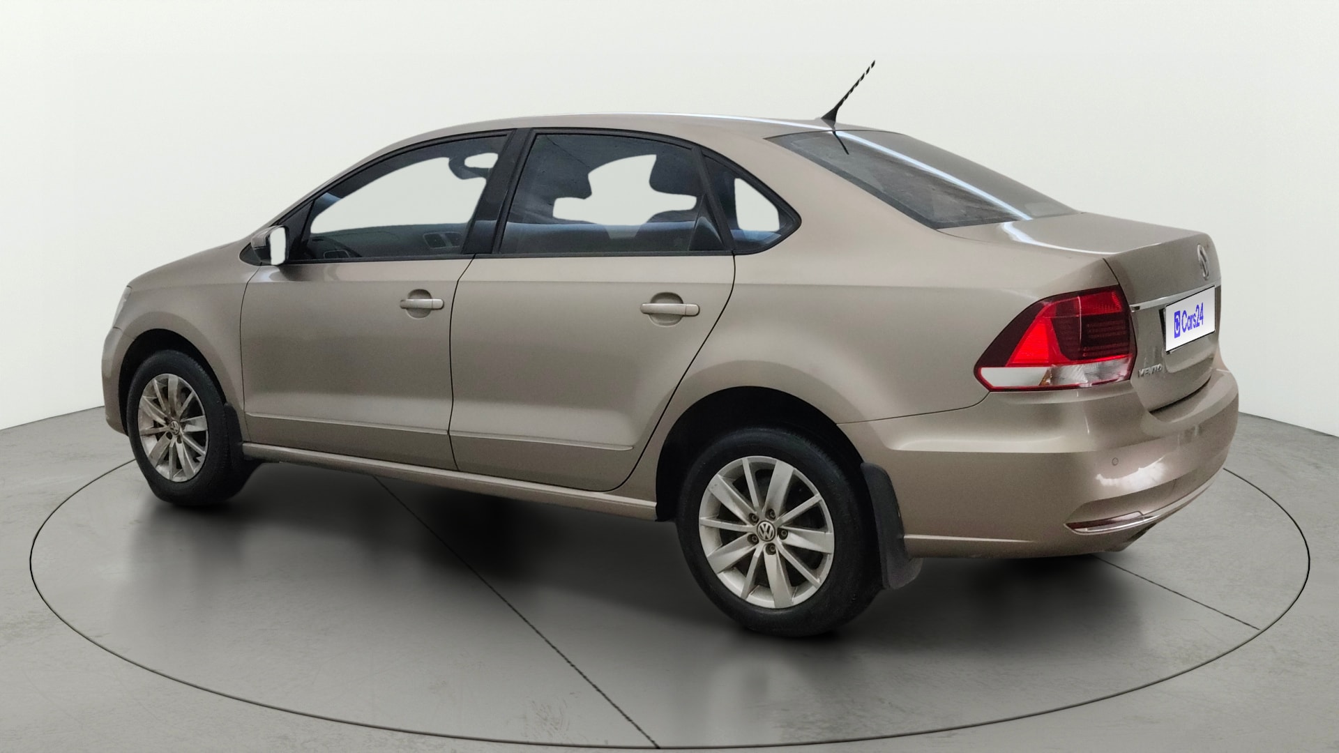 View 2017 Volkswagen Vento 1.2 L TSI Comfortline Petrol AT Image 2 Used 2017 Volkswagen Vento 1.2 L TSI Comfortline Petrol AT Image 2