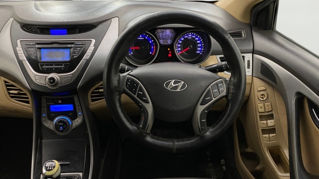 View Hyundai Elantra Image 13 Used Hyundai Elantra Image 13