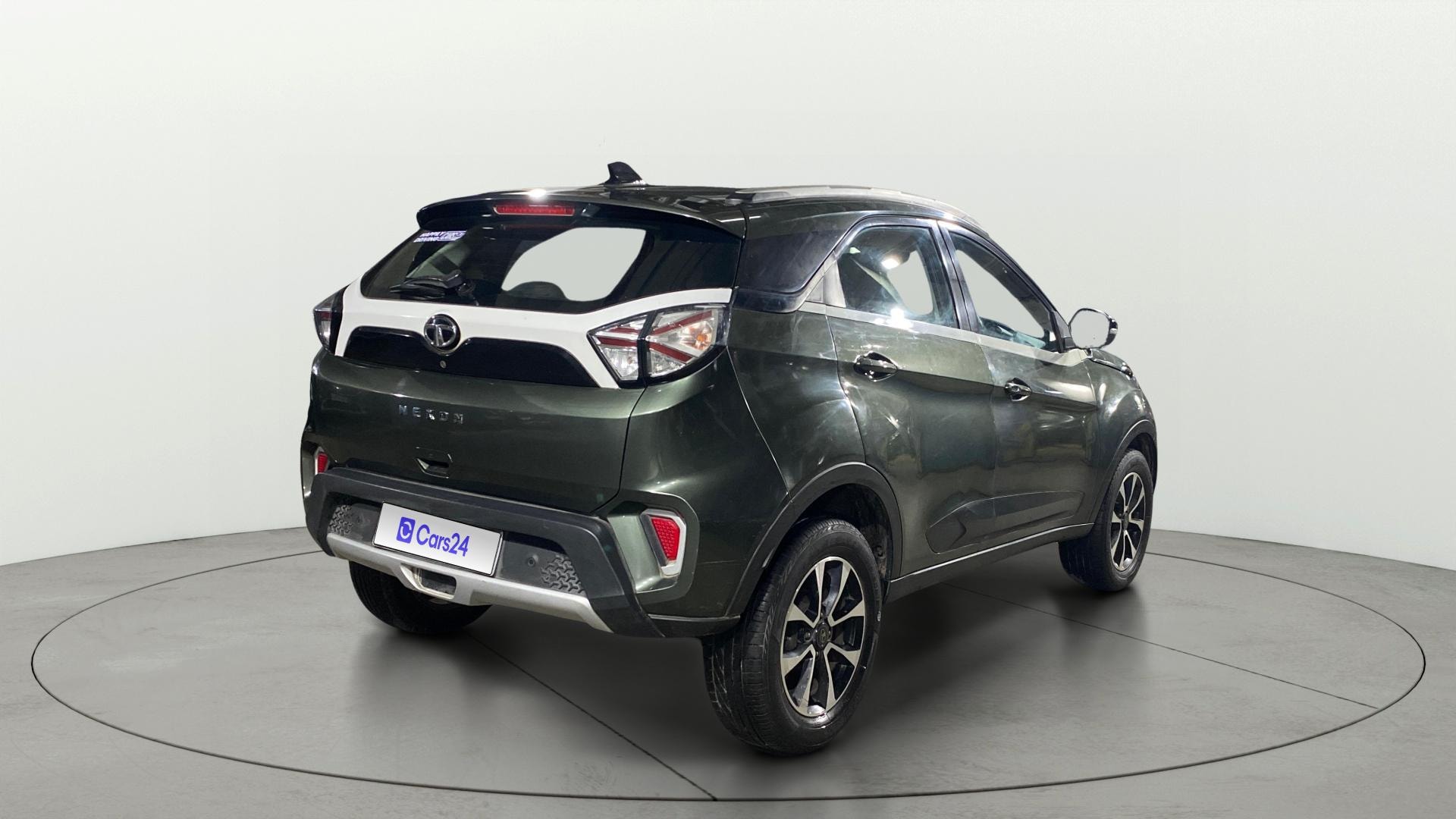 View 2022 Tata Nexon Revotorq XZ Plus (O) Image 45 Used 2022 Tata Nexon Revotorq XZ Plus (O) Image 45