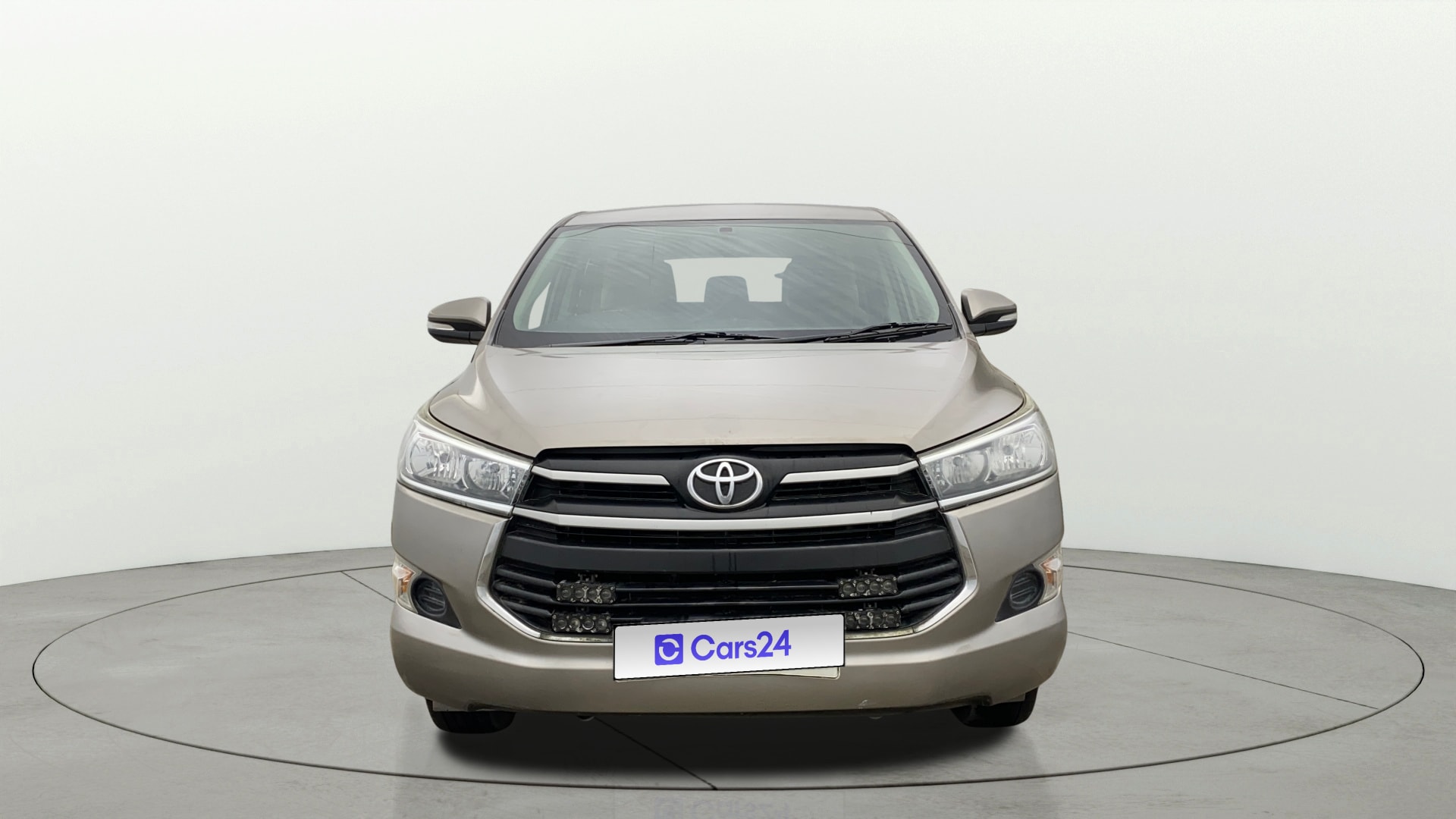 Used 2017 Toyota Innova Crysta Used 2017 Toyota Innova Crysta