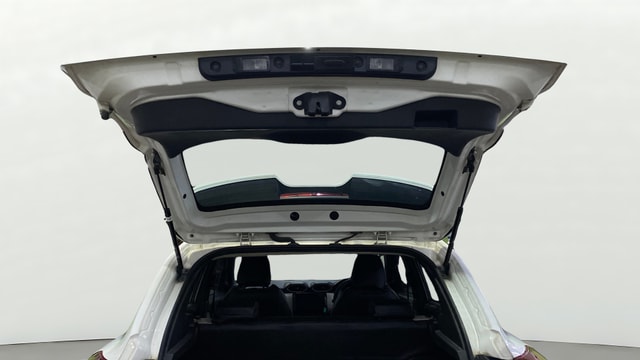 View Nissan Magnite Image 31 Used Nissan Magnite Image 31