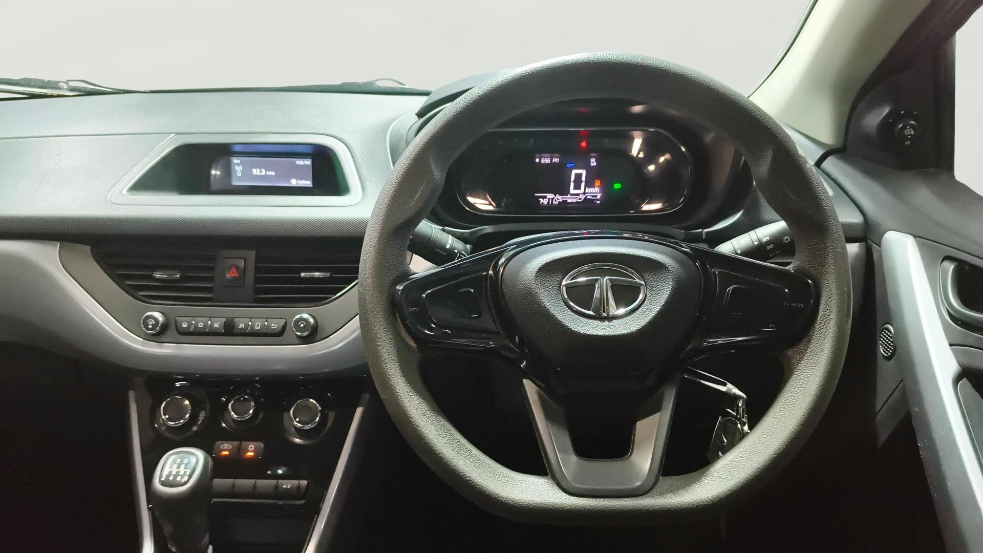 View 2022 Tata Nexon Revotron XM Image 20 Used 2022 Tata Nexon Revotron XM Image 20