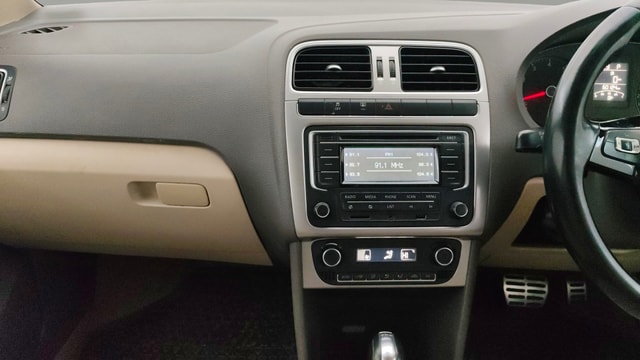 View Volkswagen Vento Image 17 Used Volkswagen Vento Image 17