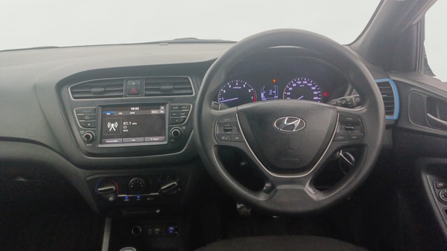 View Hyundai i20 Active Image 20 Used Hyundai i20 Active Image 20