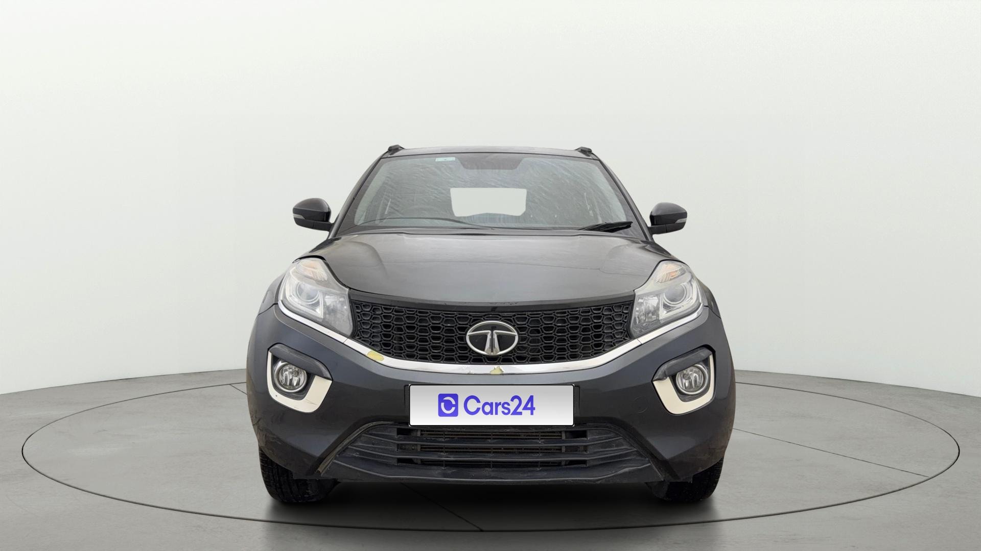 Used 2018 Tata Nexon Used 2018 Tata Nexon