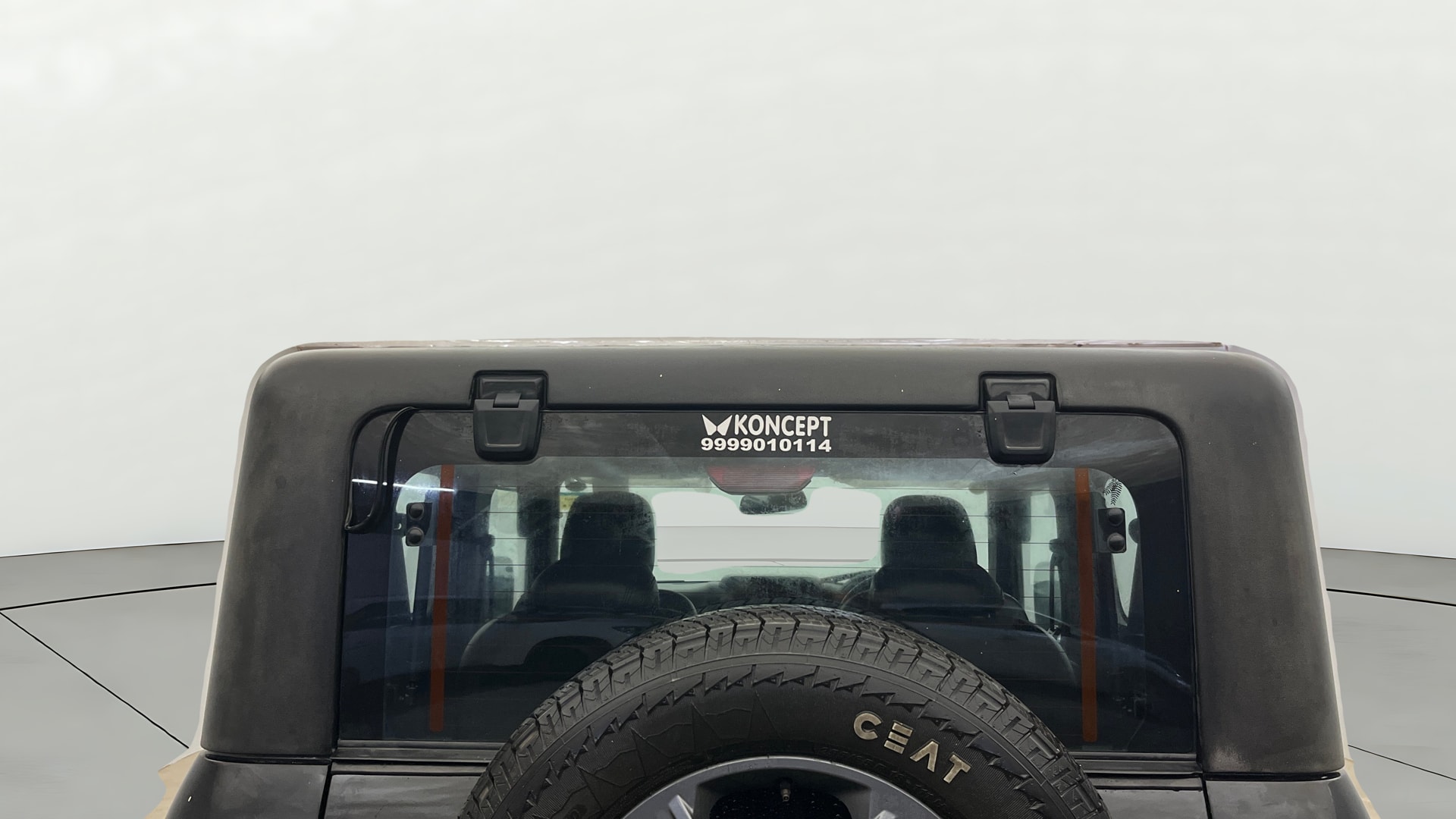 View 2024 Mahindra Thar AX Standard Manual Soft Top 6 Seater Image 4 Used 2024 Mahindra Thar AX Standard Manual Soft Top 6 Seater Image 4
