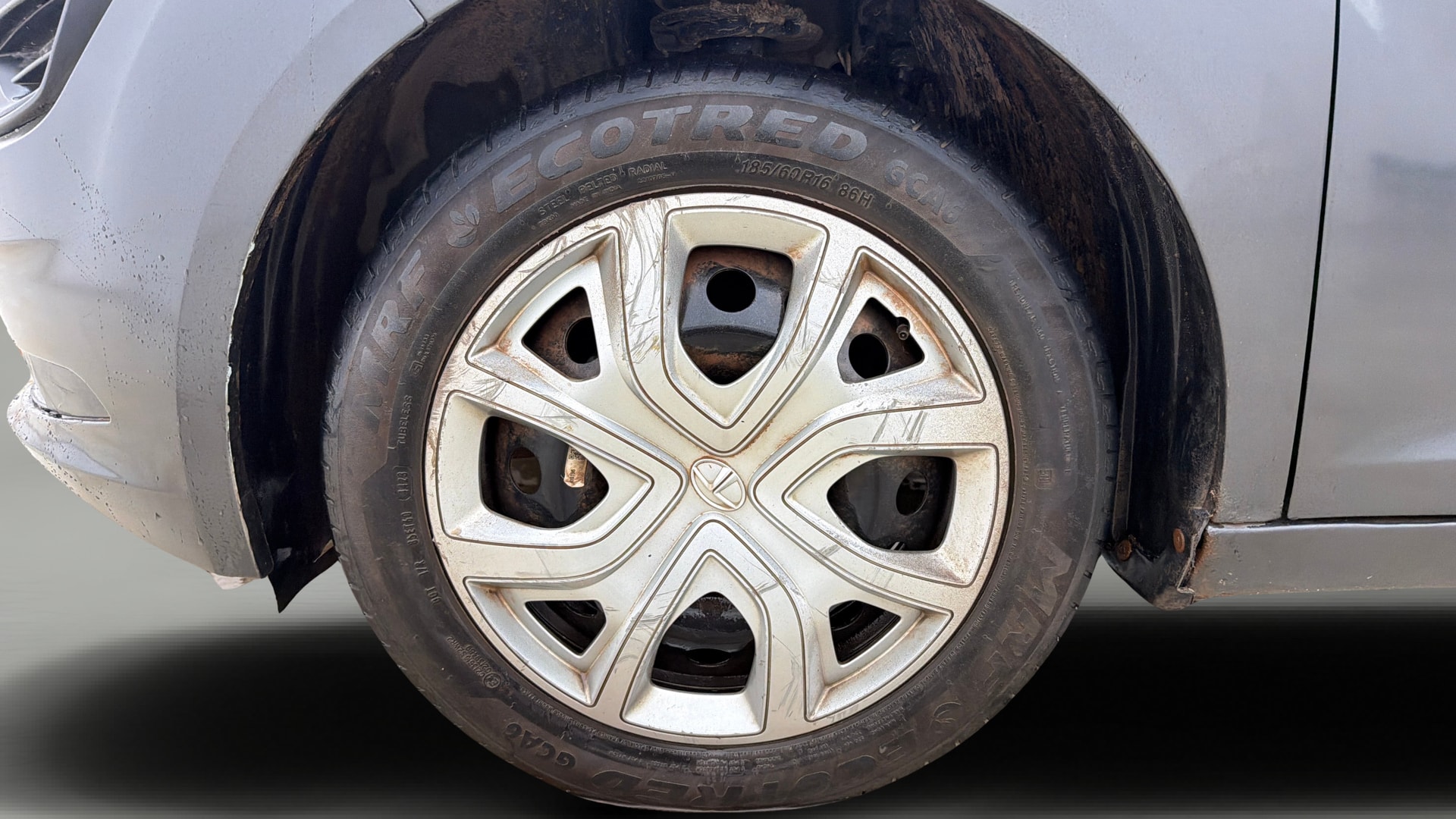 View 2024 Tata Altroz XM Plus Petrol Image 34 Used 2024 Tata Altroz XM Plus Petrol Image 34