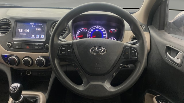 View Hyundai Grand i10 Image 21 Used Hyundai Grand i10 Image 21