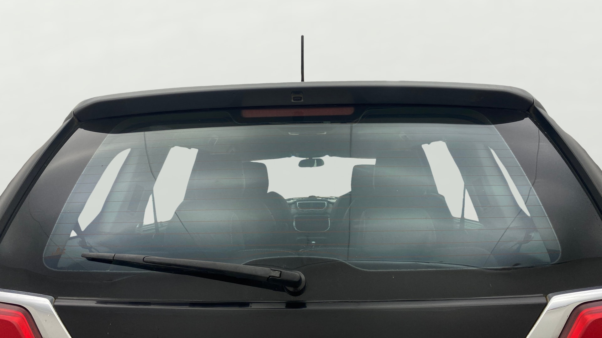 View 2019 Tata Hexa XTA 4X2 Image 5 Used 2019 Tata Hexa XTA 4X2 Image 5