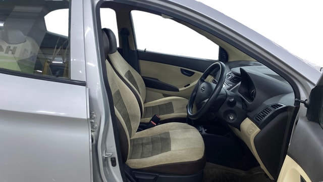 View Hyundai EON Image 16 Used Hyundai EON Image 16
