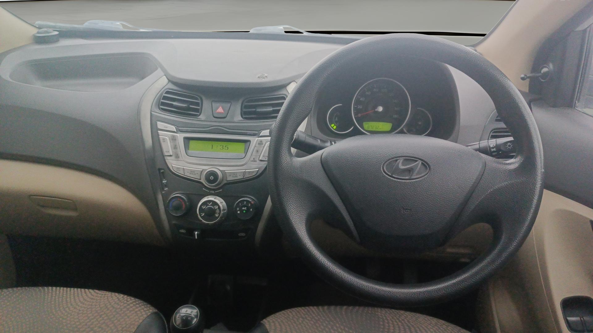 View 2014 Hyundai EON Magna Plus Image 20 Used 2014 Hyundai EON Magna Plus Image 20