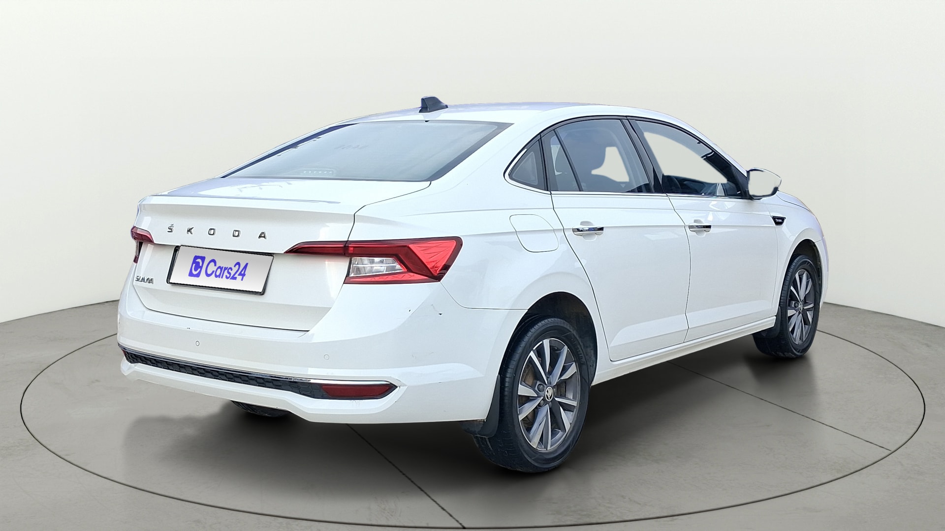 View 2023 Skoda Slavia Style 1.0 TSI AT Image 42 Used 2023 Skoda Slavia Style 1.0 TSI AT Image 42