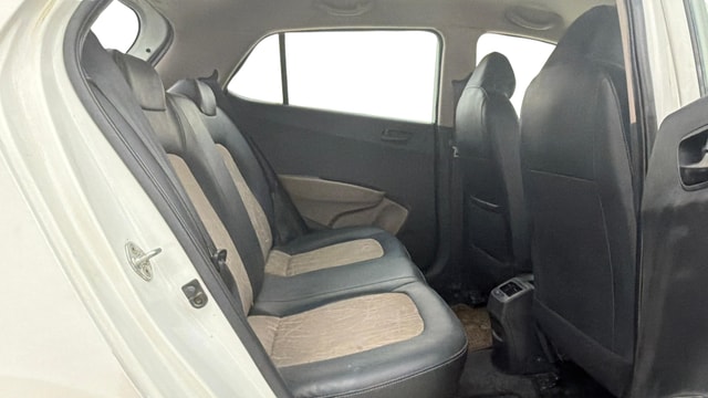 View Hyundai Grand i10 Image 28 Used Hyundai Grand i10 Image 28