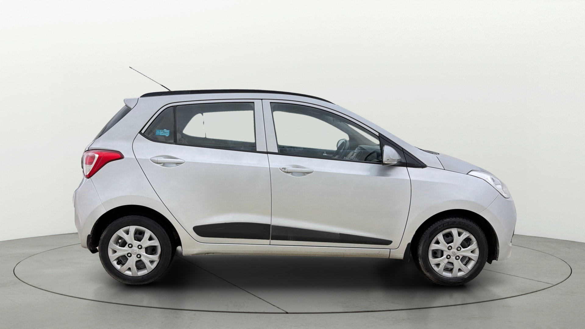View 2016 Hyundai Grand i10 Sportz 1.2 Kappa Image 8 Used 2016 Hyundai Grand i10 Sportz 1.2 Kappa Image 8