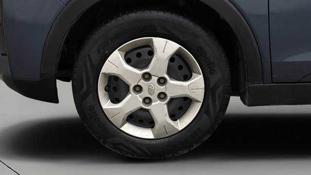 View Mahindra XUV300 Image 29 Used Mahindra XUV300 Image 29
