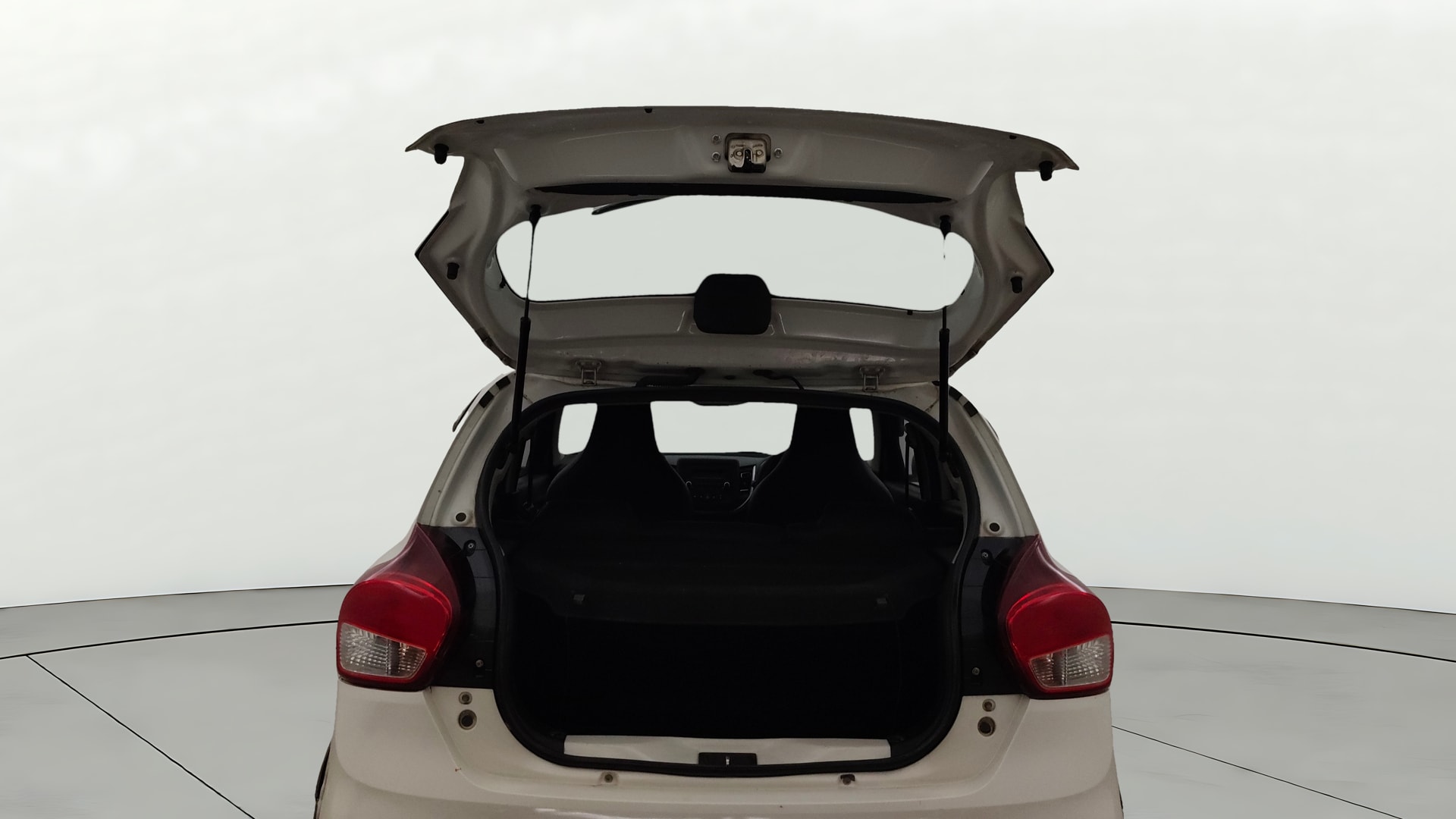 View 2022 Maruti Suzuki 1000 Base Variant Image 16 Used 2022 Maruti Suzuki 1000 Base Variant Image 16