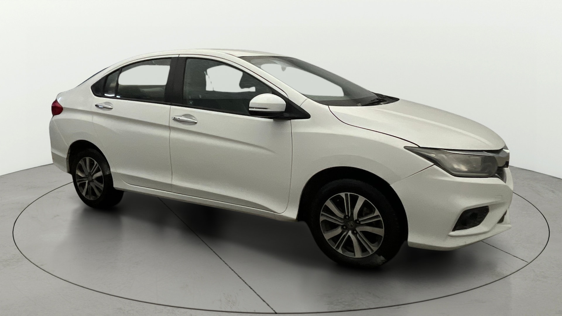 View 2017 Honda City ZX MT Diesel Anniversary Edition Image 23 Used 2017 Honda City ZX MT Diesel Anniversary Edition Image 23