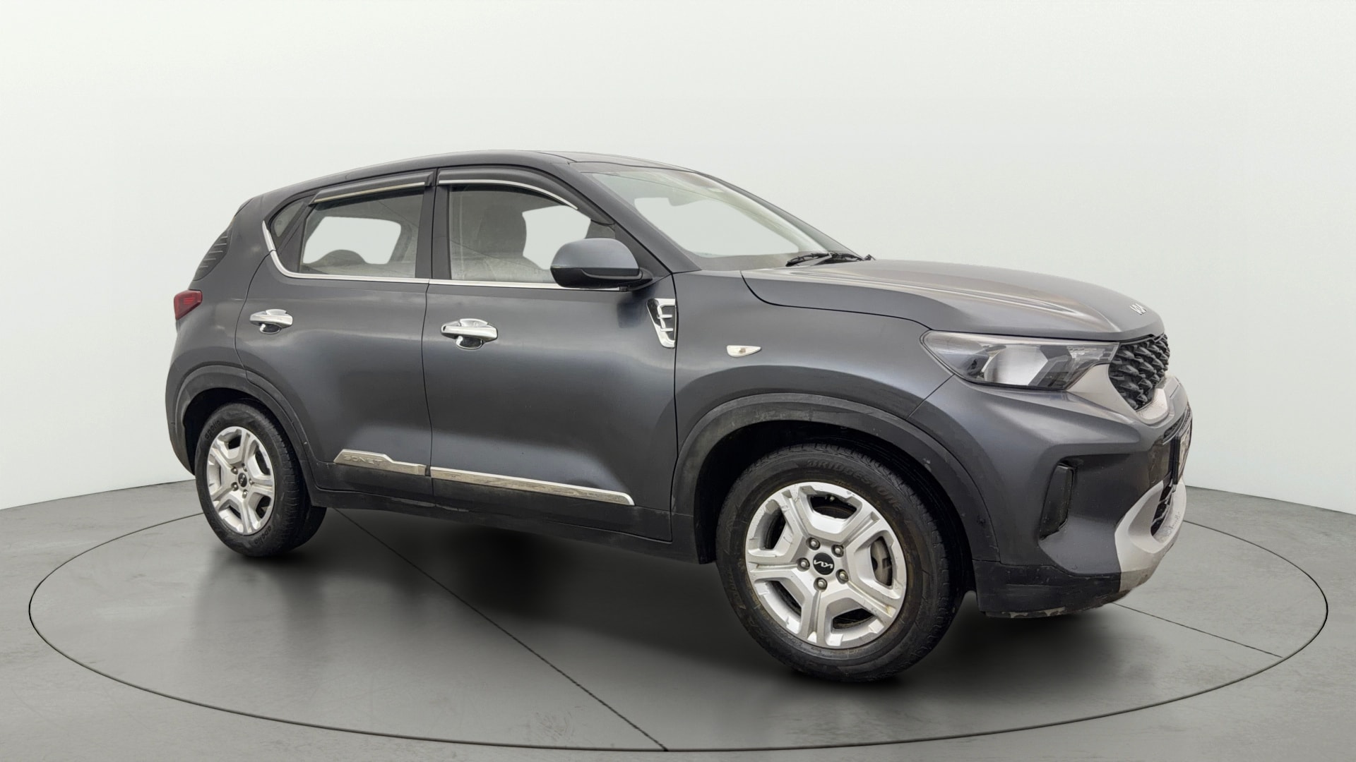 View 2023 Kia Sonet HTE Petrol Image 36 Used 2023 Kia Sonet HTE Petrol Image 36