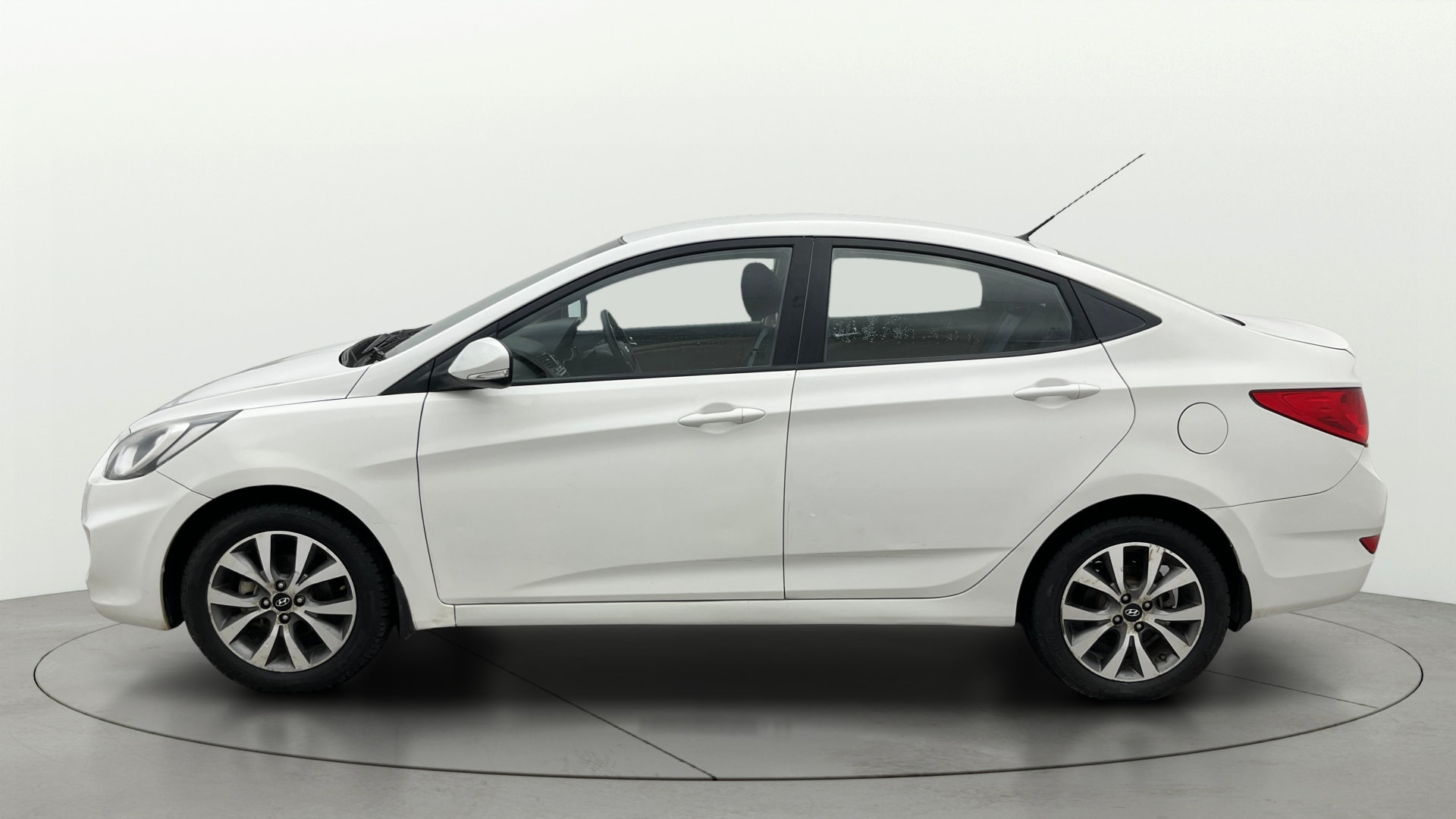 Used 2015 Hyundai Fluidic Verna Used 2015 Hyundai Fluidic Verna
