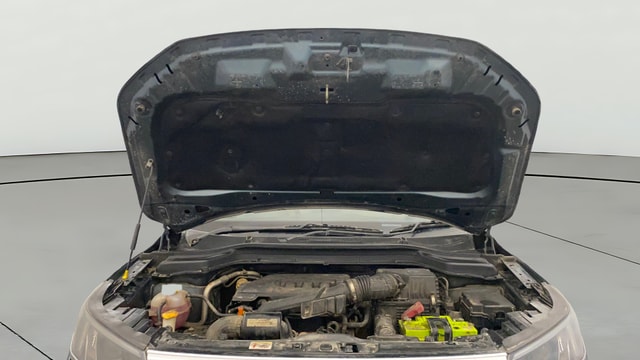View Mahindra XUV300 Image 21 Used Mahindra XUV300 Image 21