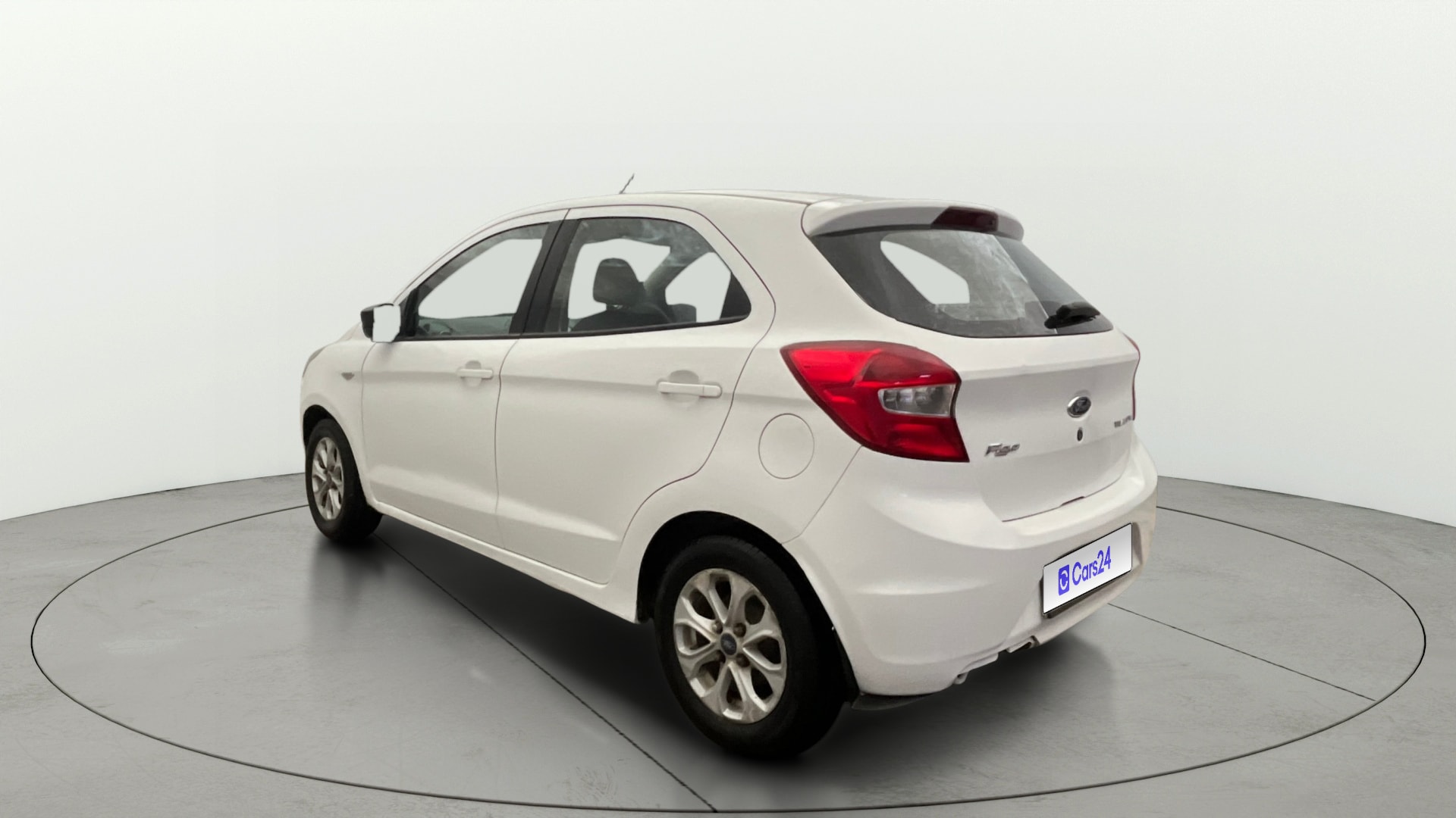 View 2015 Ford Figo Aspire 1.2P Ambiente MT BS IV Image 2 Used 2015 Ford Figo Aspire 1.2P Ambiente MT BS IV Image 2